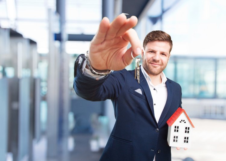 Top Benefits of Hiring a Professional Real Estate Broker