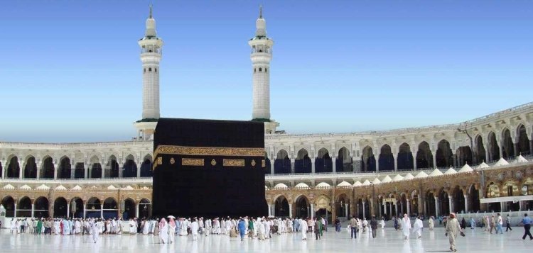 Can You Get Customizable Itineraries with Umrah Packages UK?